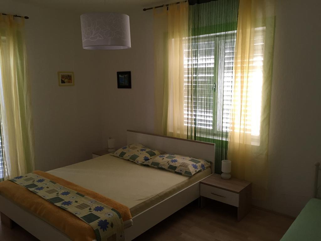 Apartments Stakic Krvavica Room photo