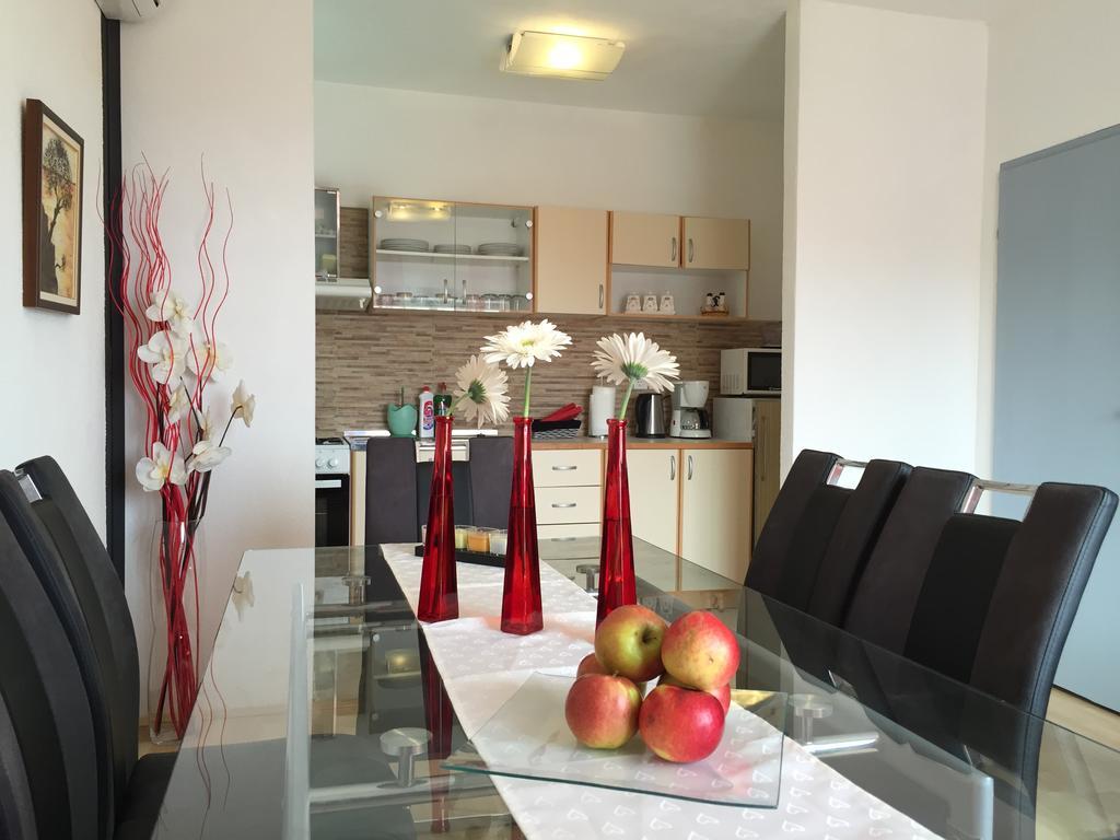 Apartments Stakic Krvavica Room photo